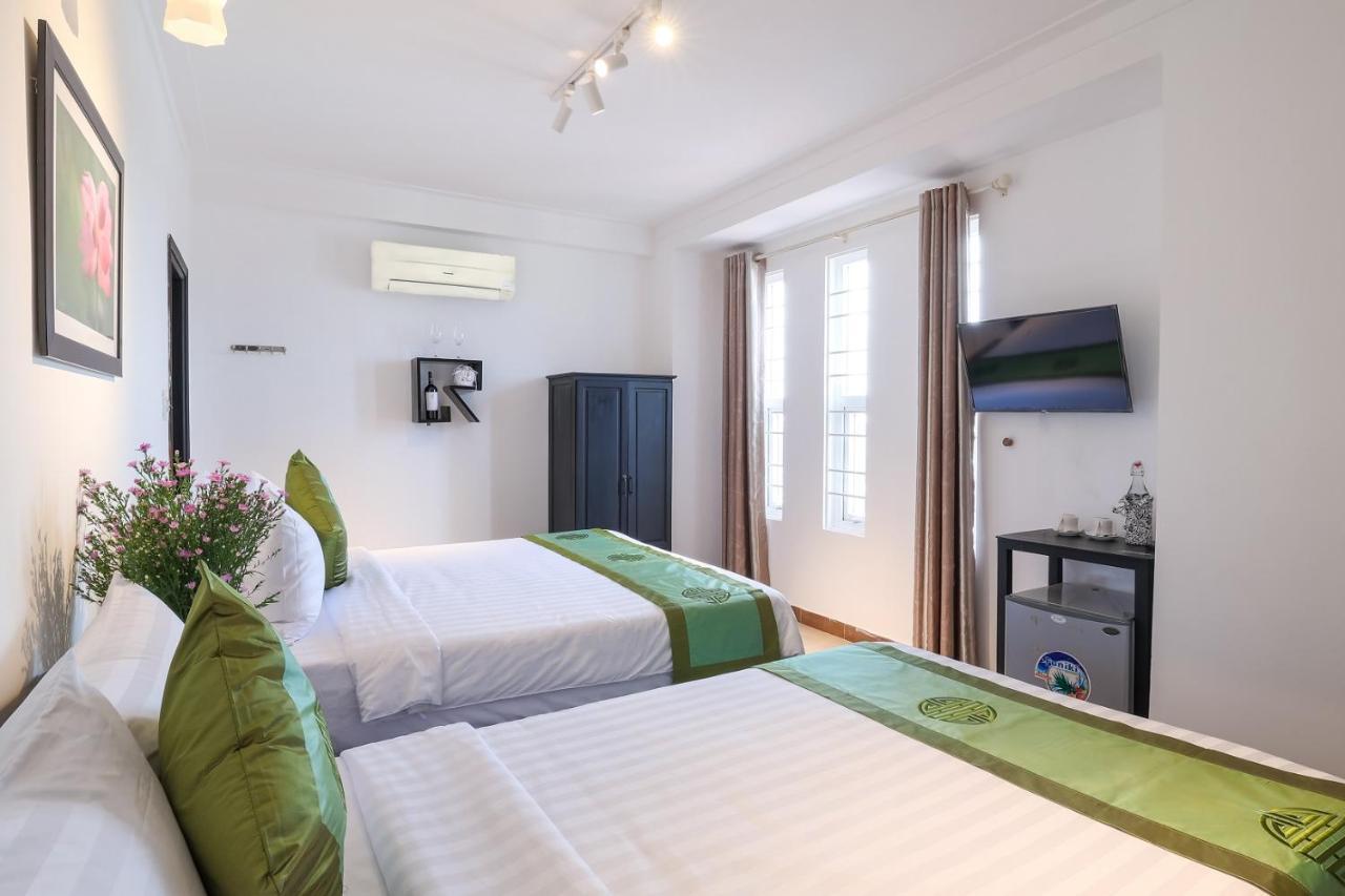 Charming Riverside Hotel Hue Εξωτερικό φωτογραφία