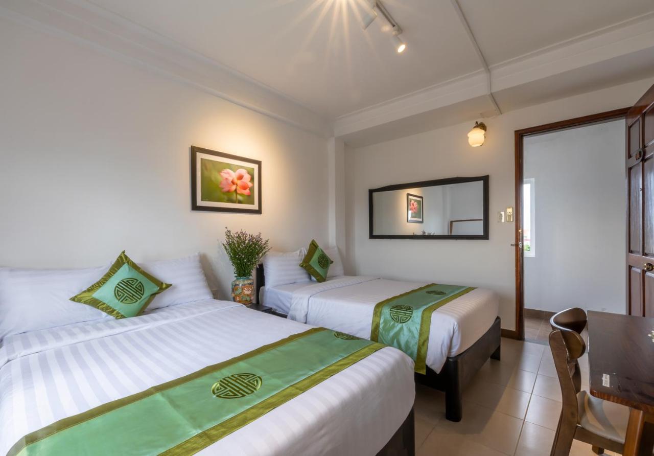 Charming Riverside Hotel Hue Εξωτερικό φωτογραφία