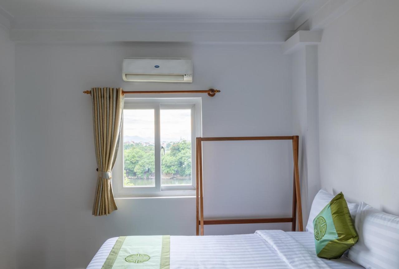 Charming Riverside Hotel Hue Εξωτερικό φωτογραφία