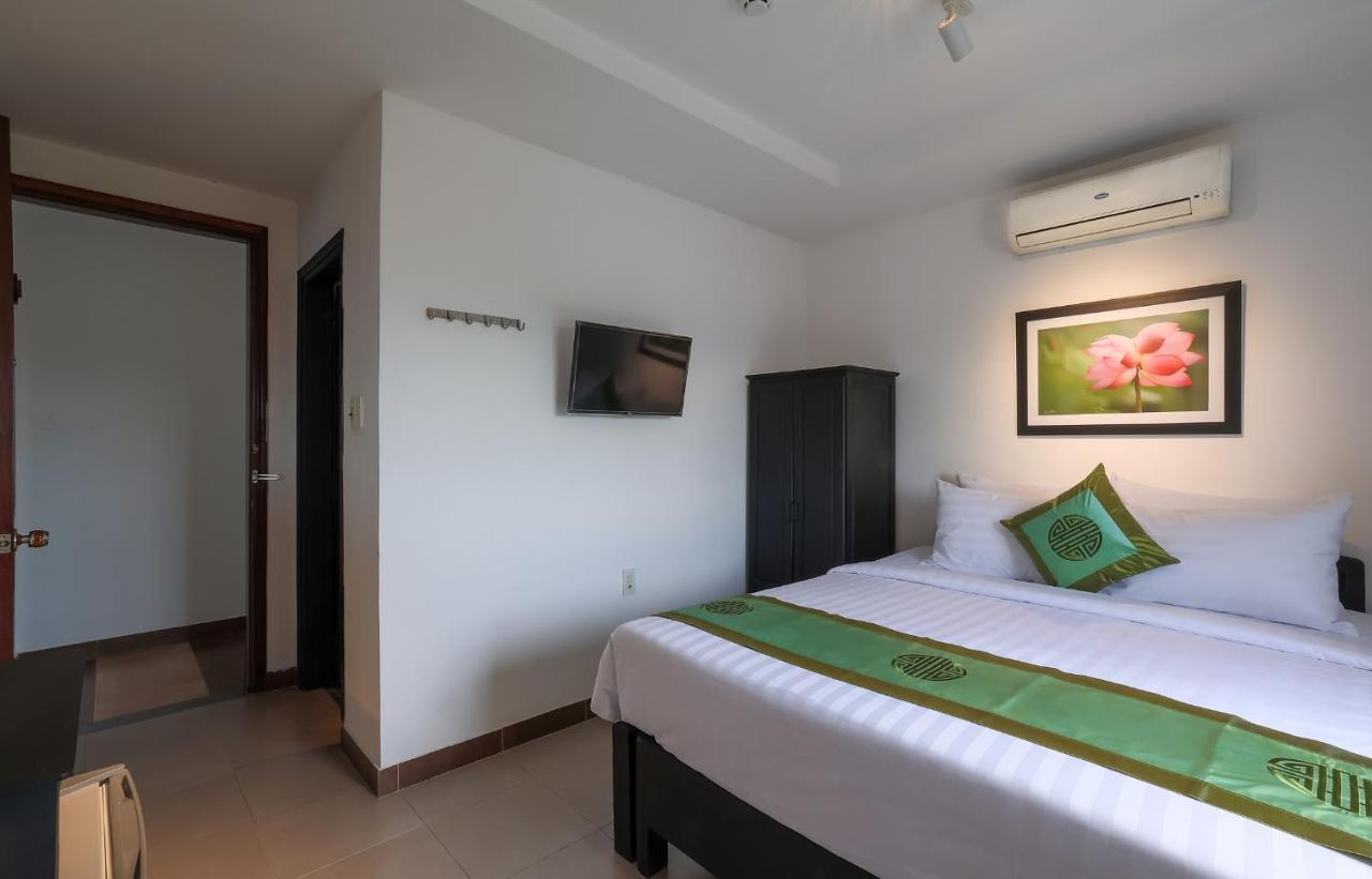 Charming Riverside Hotel Hue Εξωτερικό φωτογραφία