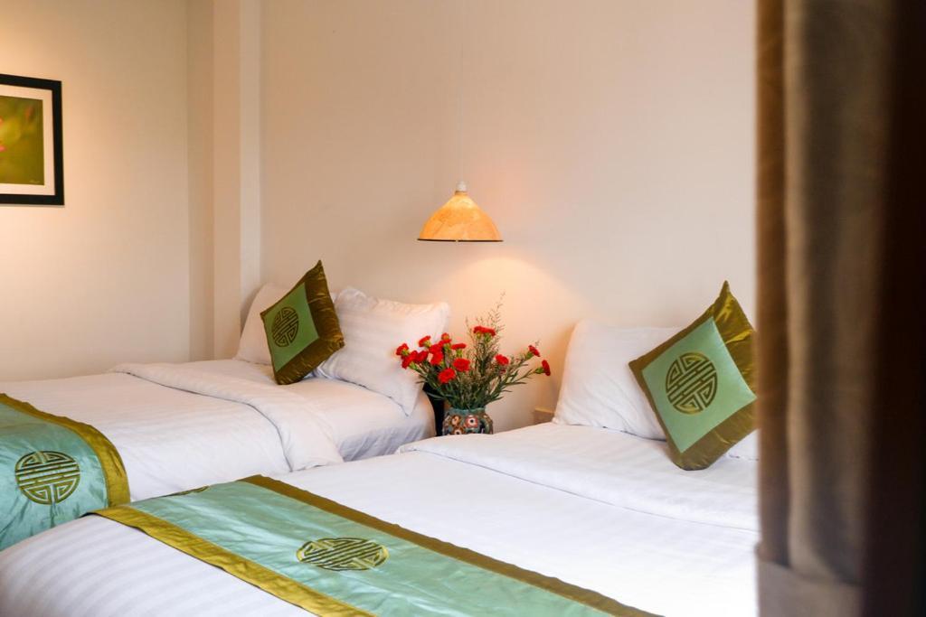 Charming Riverside Hotel Hue Εξωτερικό φωτογραφία